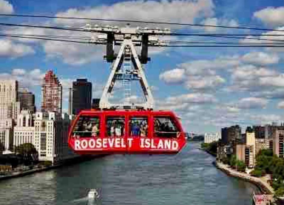 Lga Airport 3 Mins, 3 Bedroom Duplex House, Parking And Private Backyard, 9Mins Subway! New York Luaran gambar