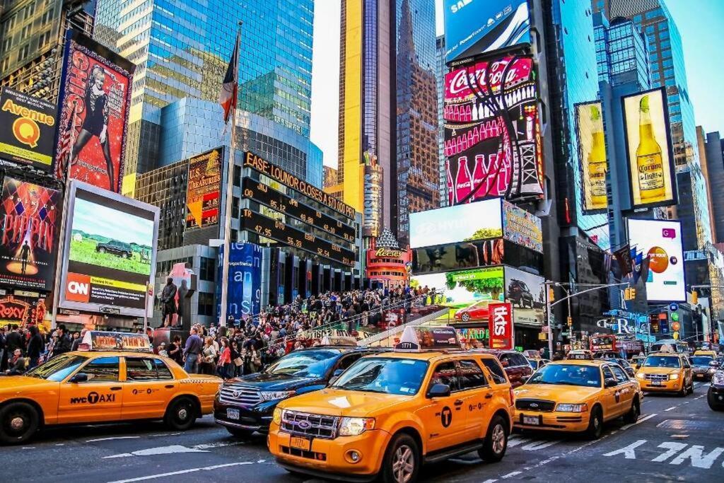 Lga Airport 3 Mins, 3 Bedroom Duplex House, Parking And Private Backyard, 9Mins Subway! New York Luaran gambar