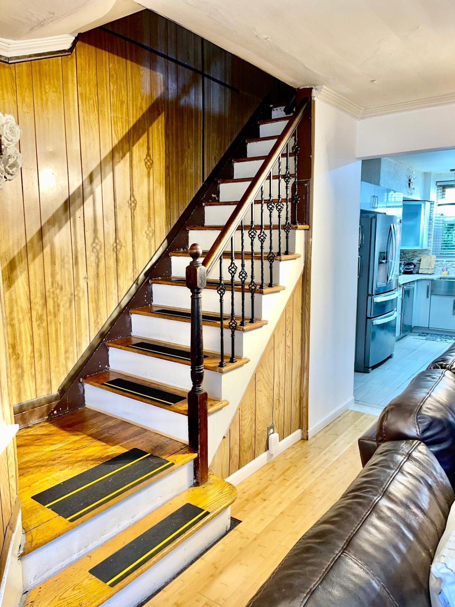 Lga Airport 3 Mins, 3 Bedroom Duplex House, Parking And Private Backyard, 9Mins Subway! New York Luaran gambar